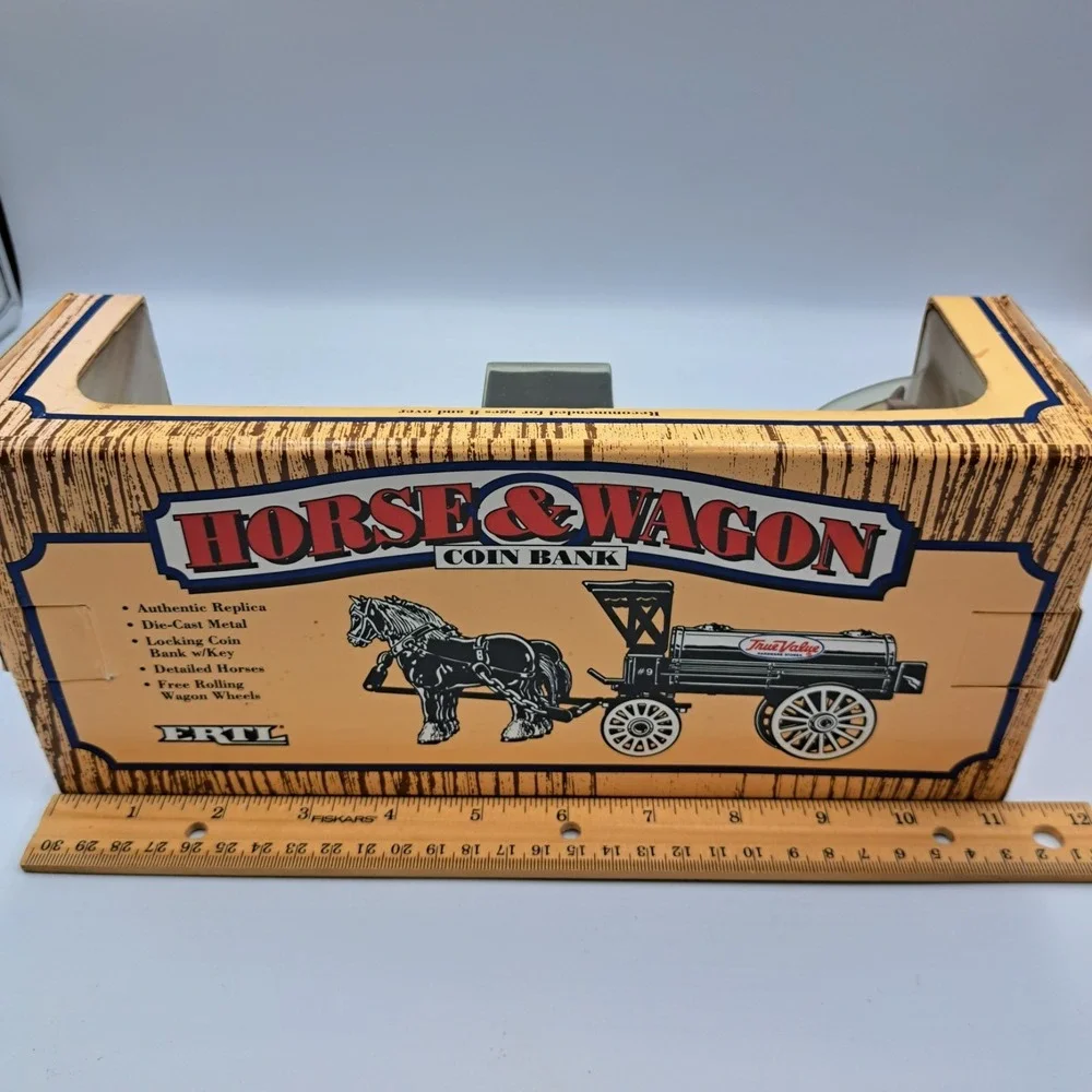 ERTL #7624 True Value Hardware Horse Drawn Wagon 1990 Diecast Locking Coin Bank